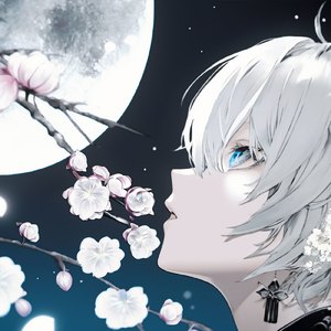 王秋儿蕾丝三角裤跳钢管舞
