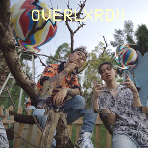 王秋儿蕾丝三角裤跳钢管舞
